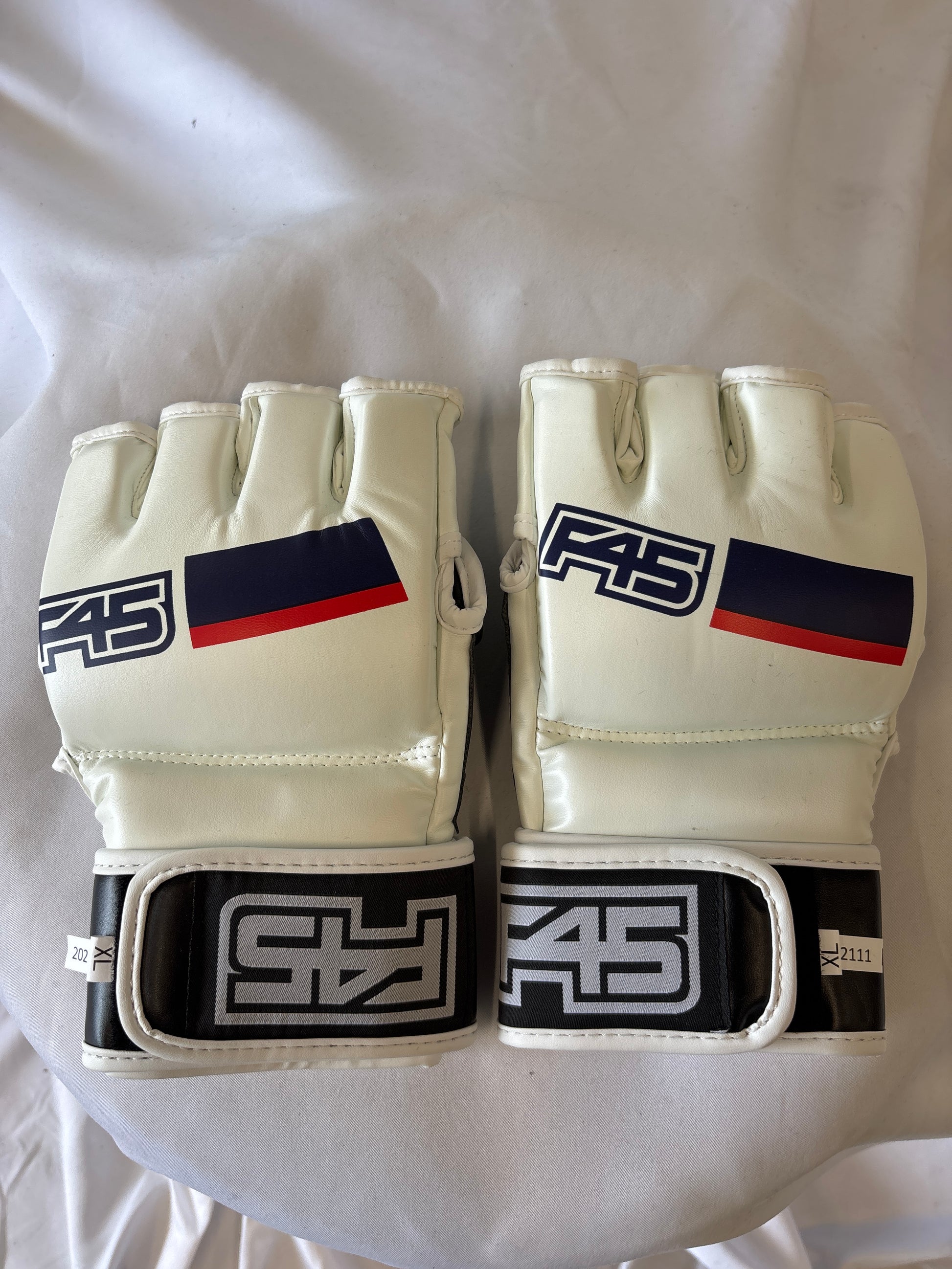 F45 Boxing Gloves (XL)